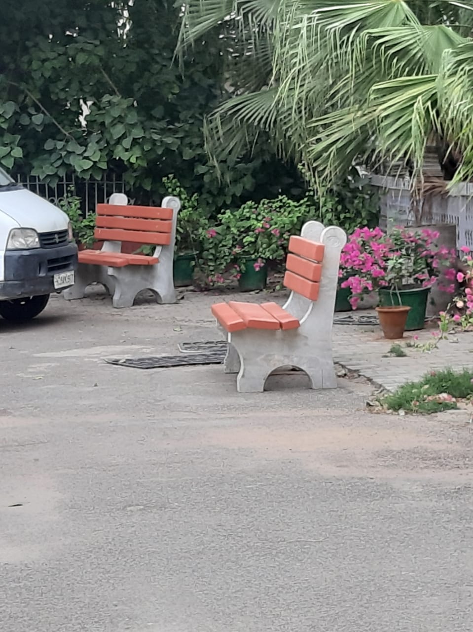 Benches installed in LHMC campus